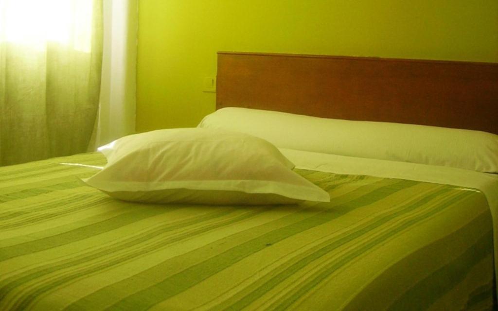Rex Hotel Maubeuge Quarto foto